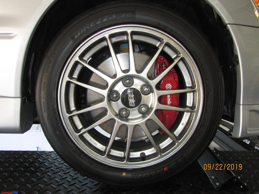 Колеса Mitsubishi Lancer Evolution IX MR 2006 года  (фото 30 из 69)